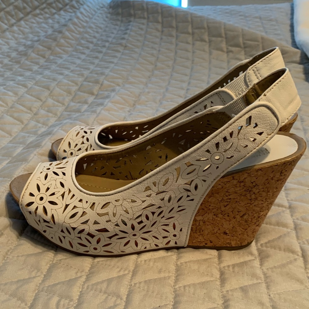 Kenneth Cole Wedge Heels